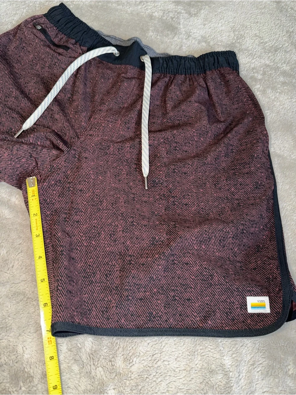 Vuori Banks Short Unlined 7” Men’s Medium Burgundy Athletic Performance Running